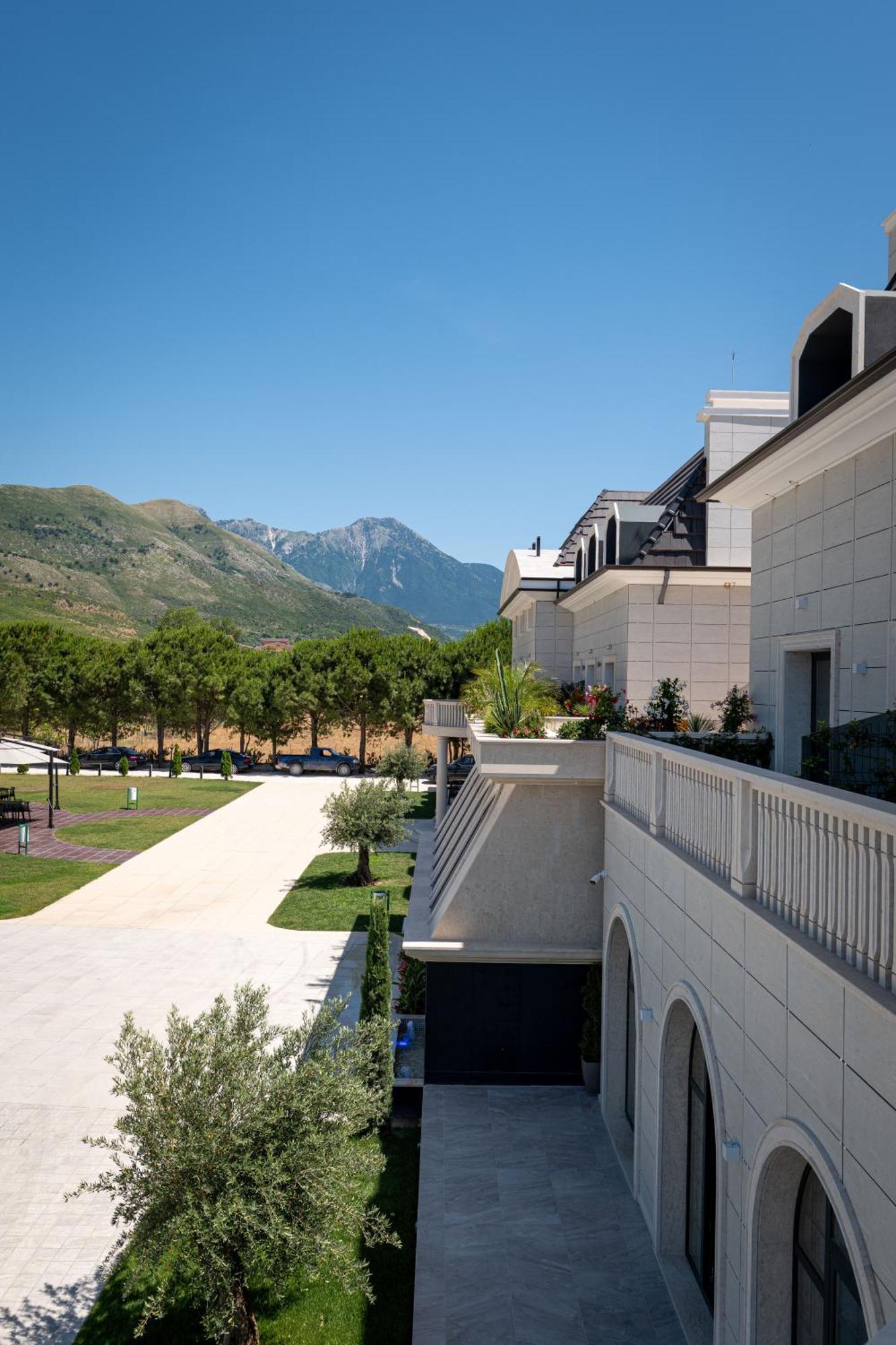 Acros Resort Vlore Ngoại thất bức ảnh