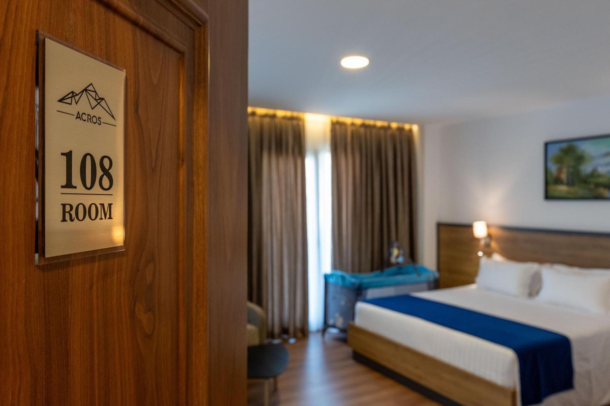 Acros Resort Vlore Ngoại thất bức ảnh